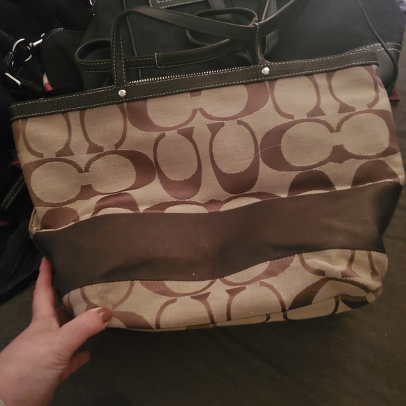 Brown Signature Print Coach Purse - Picture 3 of 3